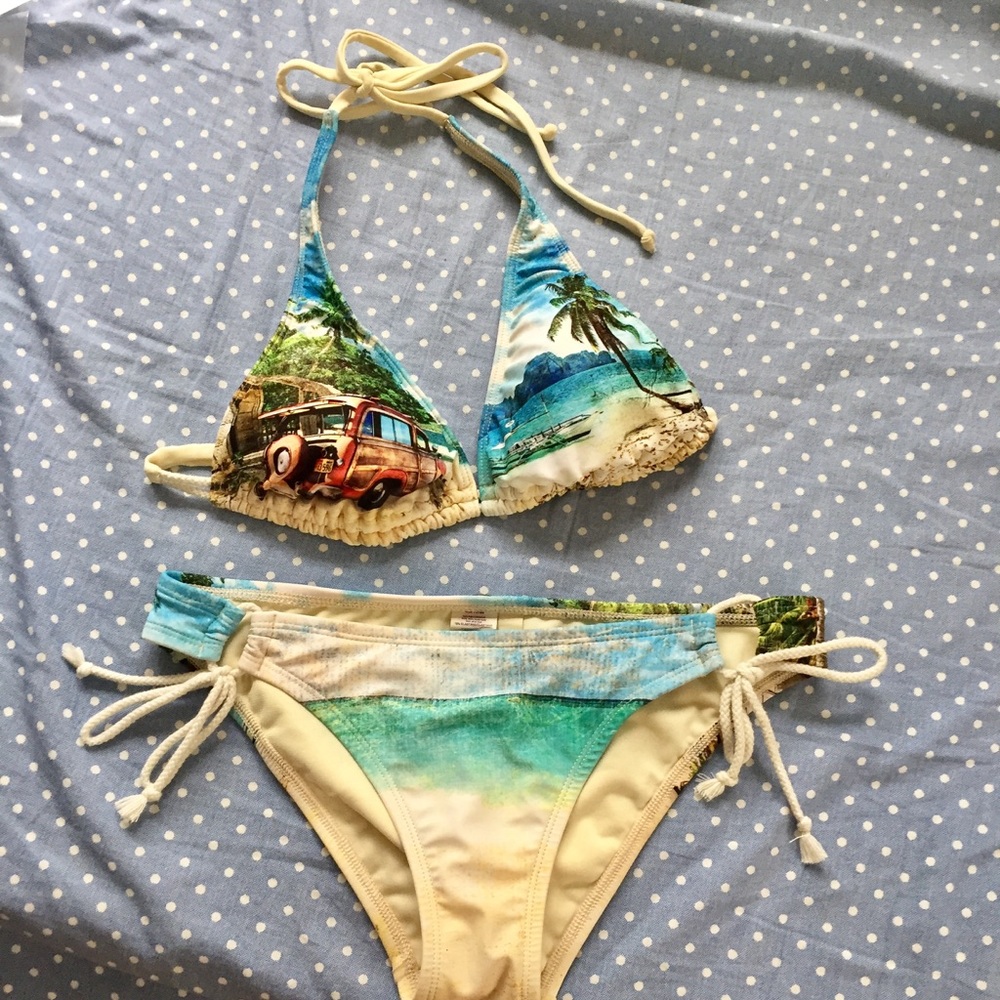 Hobie Bikini Surf and Palm Tree